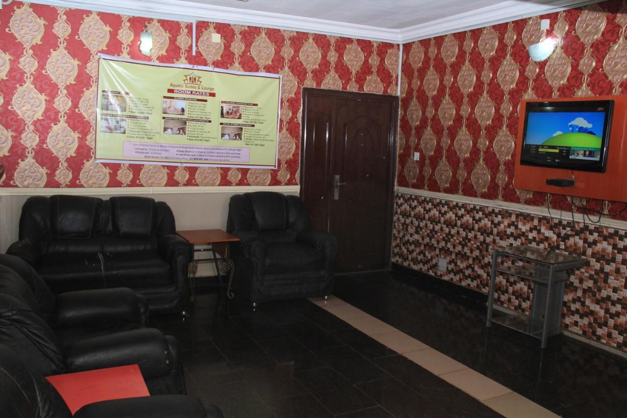 Aquatic Suites & Apartments Aliayabiagba Экстерьер фото